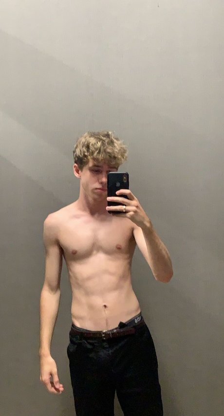 Oliver George Elijah onlyfans images