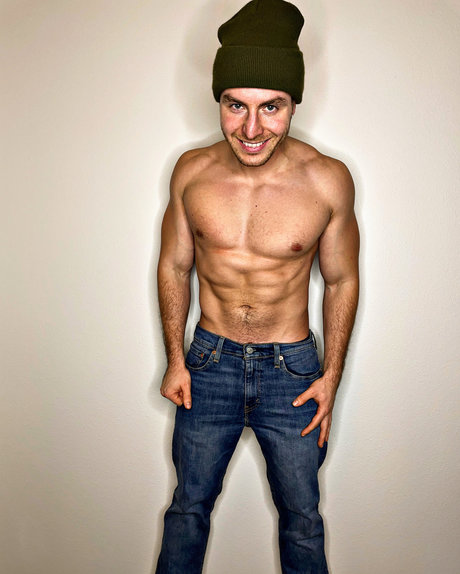 Oleg Forse onlyfans sextape leak