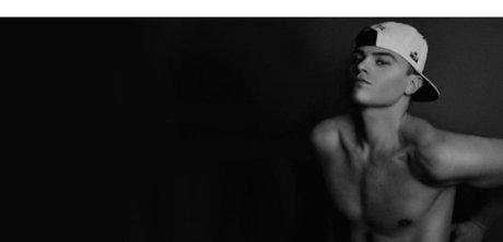 Oleg Bogann desnuda onlyfans