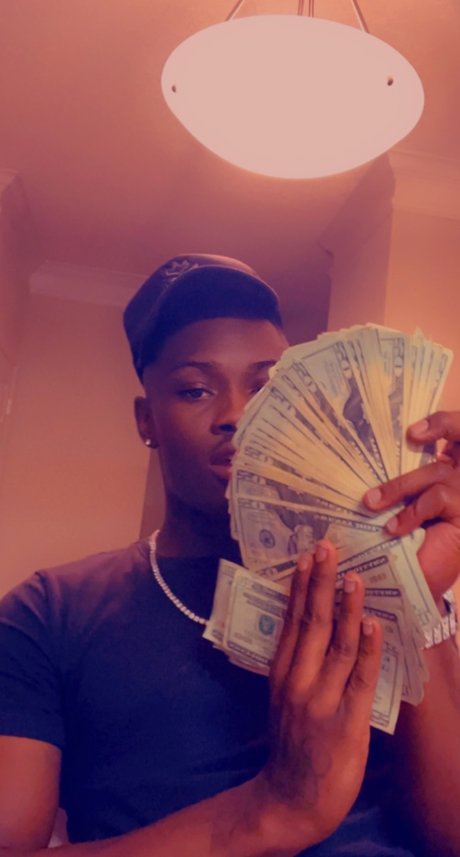 OLA THE CREATOR onlyfans naked leak