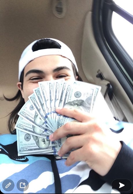 AlexPrevailing pics onlyfans