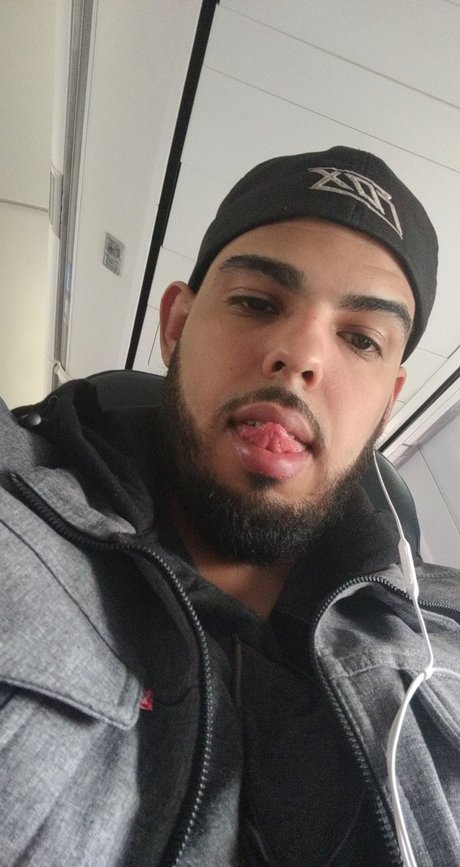 Rough Rican onlyfans lean