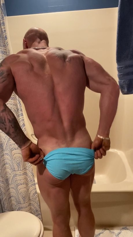 OSMARI_ nude onlyfans