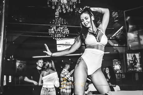 Alicia Bonita onlyfans sex