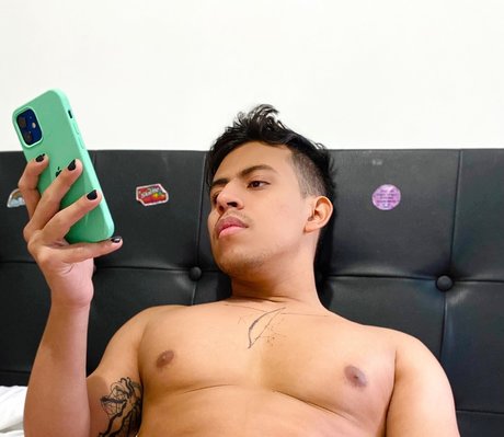 Alejo Acosta nudes only fans