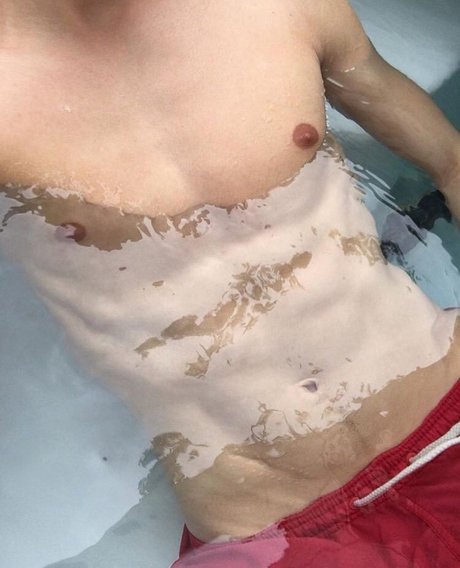 Bom menino onlyfans leaked nudes