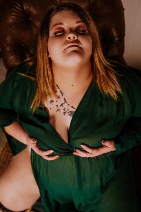 Alaina Black leaked porn onlyfans