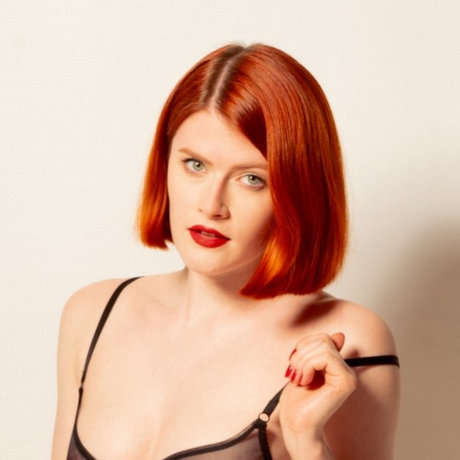 Lucy Huxley onlyfans posts