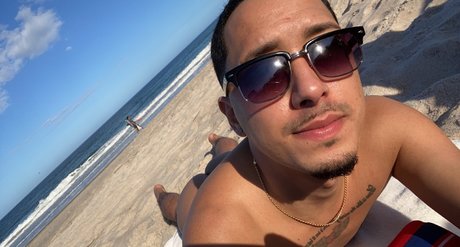 Aladino Reyes onlyfans pics