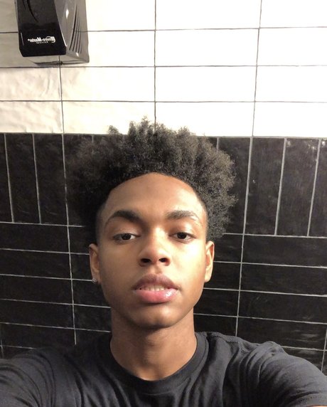 Paper onlyfans sextape