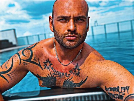 Aron onlyfans leaked nude