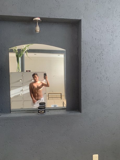 Emi Bluee onlyfans porn leaks