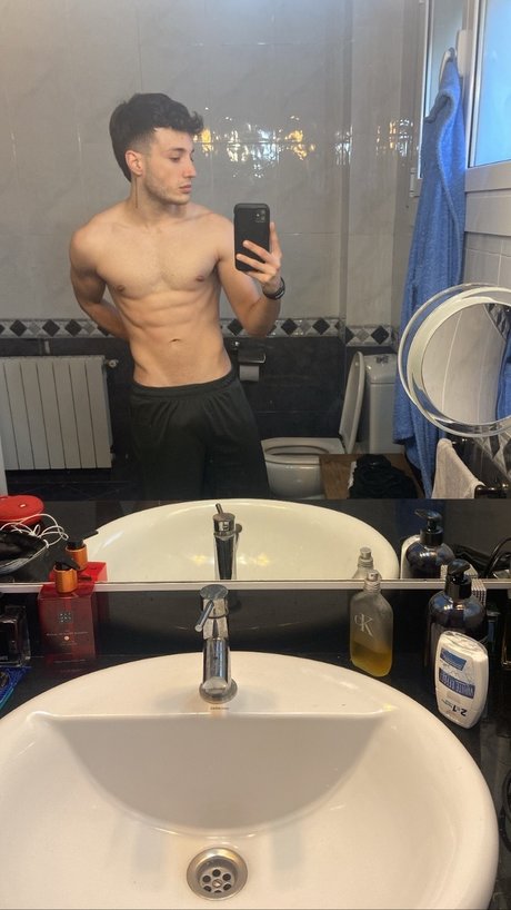 Aleix Lexan nude onlyfans leaks