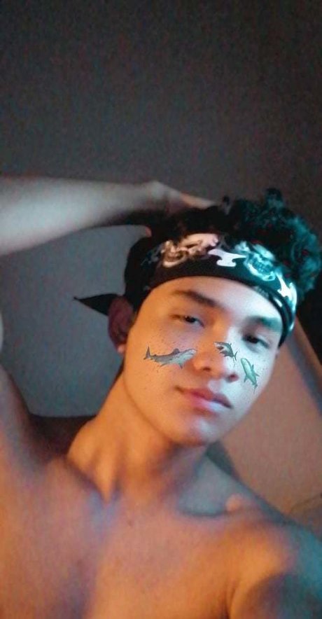 Your Fav Peruvian Guy only fans content