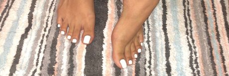 Mr iSvckToes_ only fans