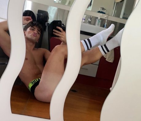 PEACHY101 onlyfans naked pics