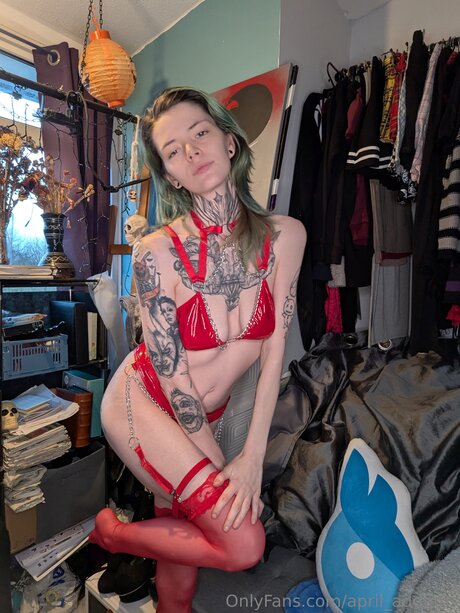 April Addams_ onlyfans content type