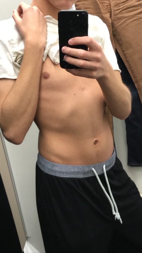 CinnamonTwink onlyfans uncensored