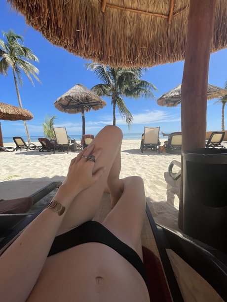 Caiti J onlyfans leak