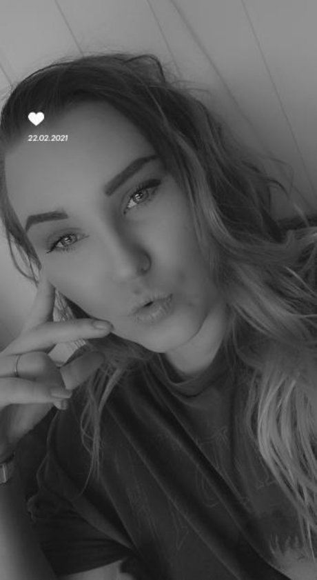 Phoenix Banks only fans leaked porn