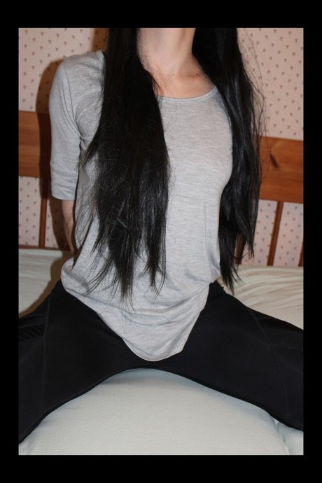 petitesara onlyfans leaked naked