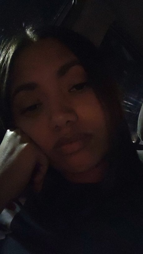 Reynaa only fans leaks porn