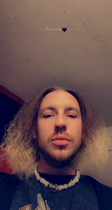 _Tae ty Plea ure z_ only fans naked