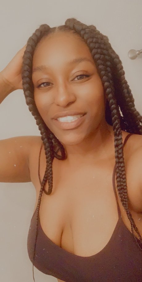 Lil Pink_ onlyfans naked pics