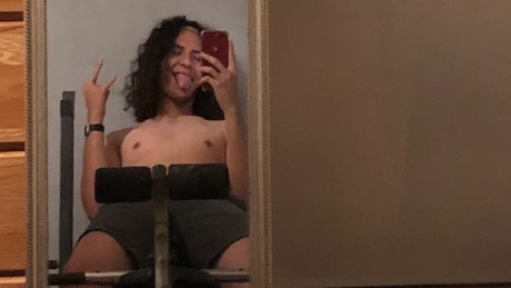 Edgar Espinosa is on onlyfans