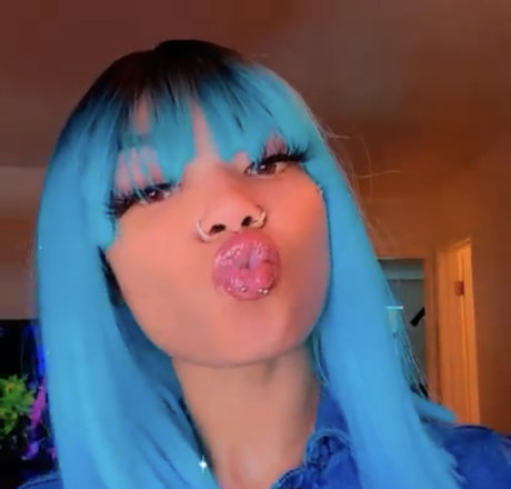 Pretty Facee_ only fans sex