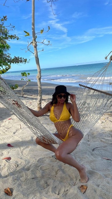 CoralSexy 22 onlyfans porn nude