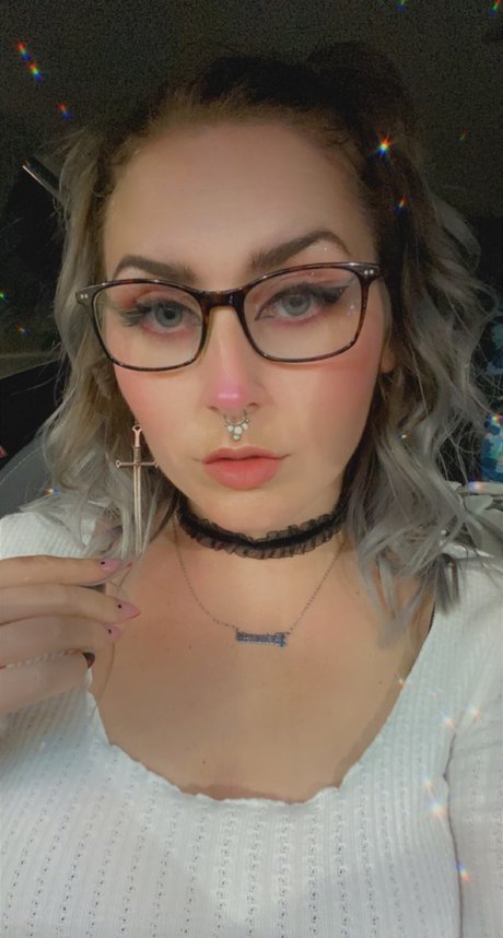 Daisy Vee only fans free