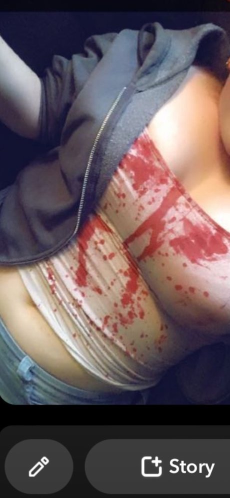 Danielle Lynne onlyfans images