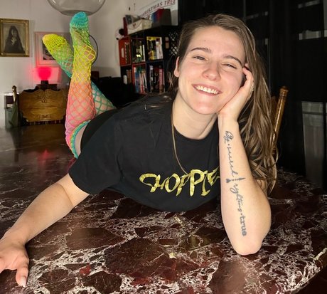 Pooh Peaches onlyfans leaked sex