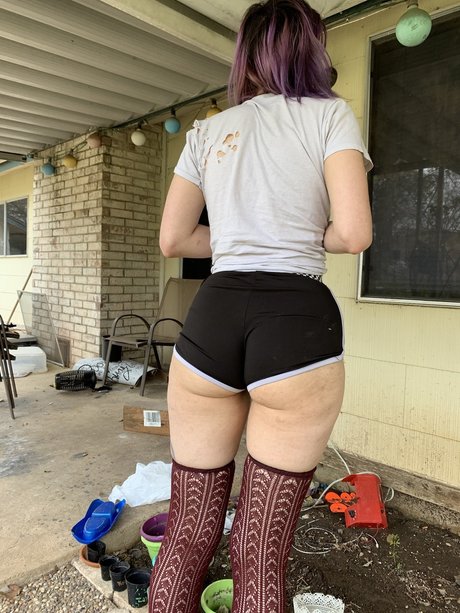 Floral Bruja only fans leaks