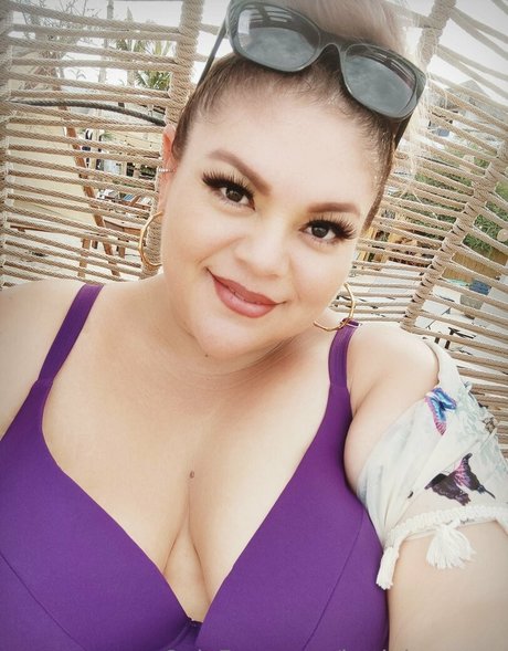 hotjuicycurvy leaked onlyfans pics