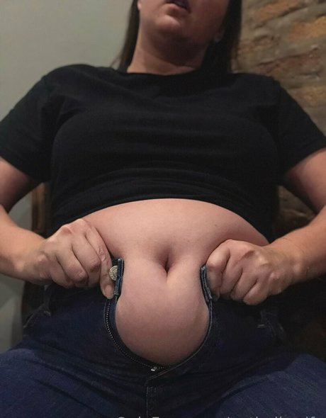 potbellywife naked onlyfans