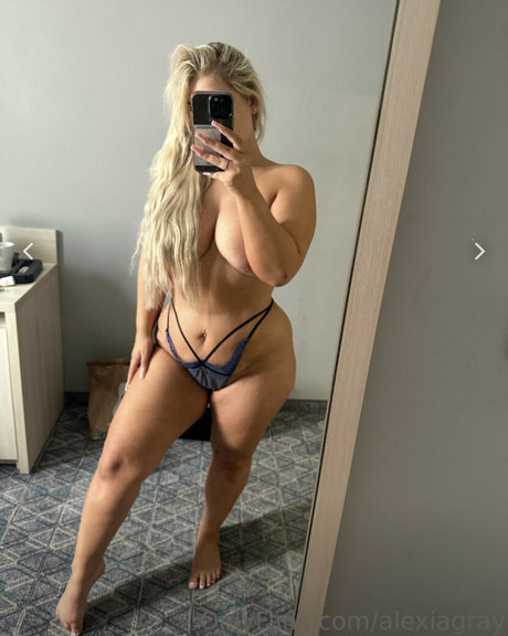 Alexia Gray only fans photos