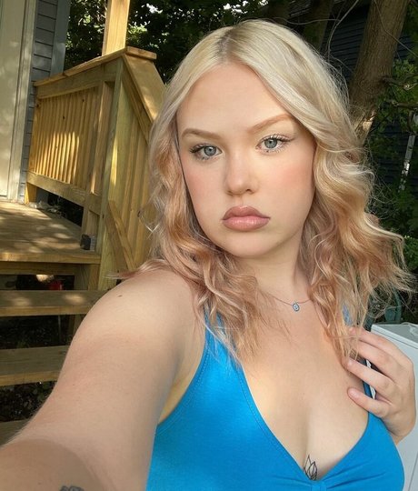 Anna Wright leaked only fans