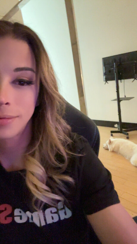 CaseyKissesXoXo onlyfans leaks.