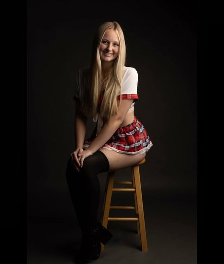 Anya Marie naked onlyfans leaked