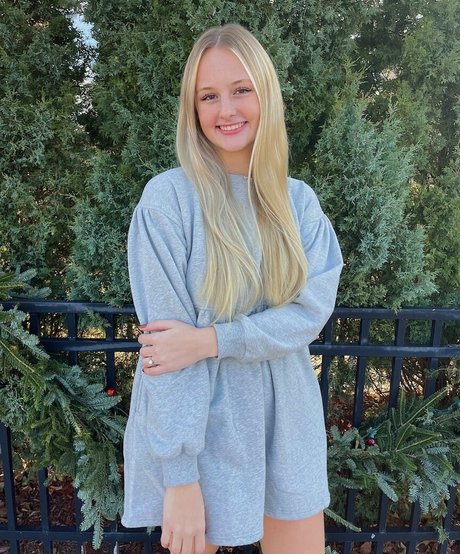 Anya Marie onlyfans public photos