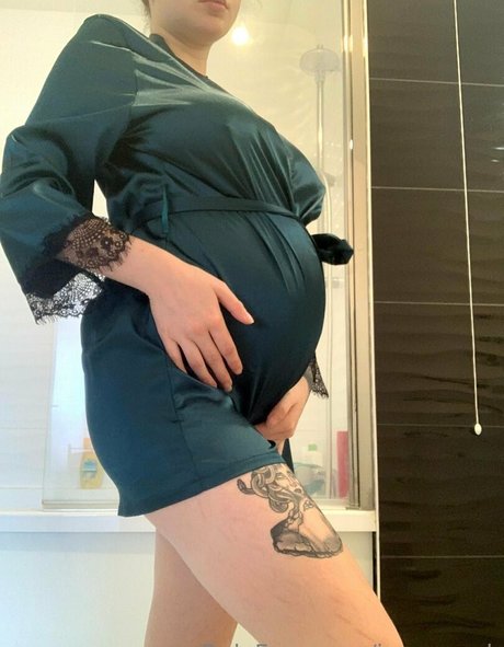 jeanneosk onlyfans tits