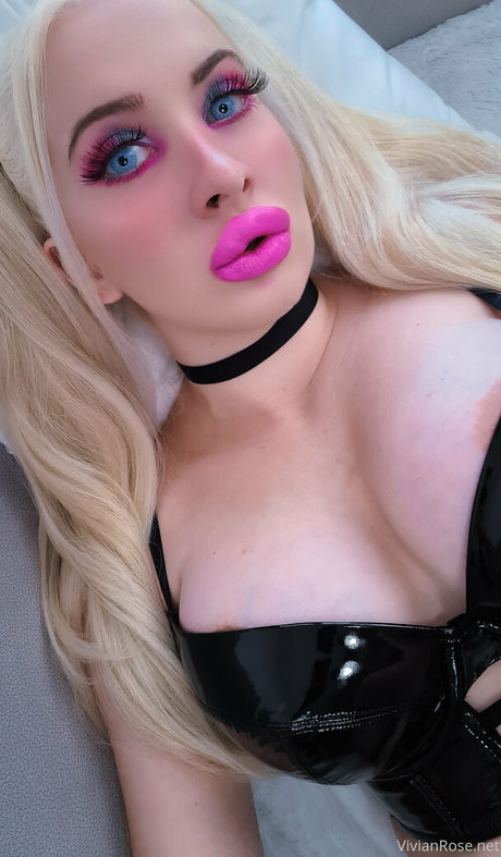 vivianrosefree onlyfans xxx