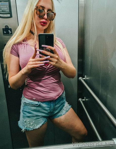 vivianrosefree onlyfans nude leak