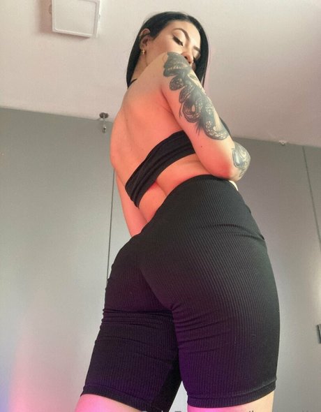 junneliufree onlyfans leak ass