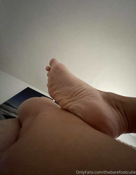 thebarefootcutie onlyfans pics leaked