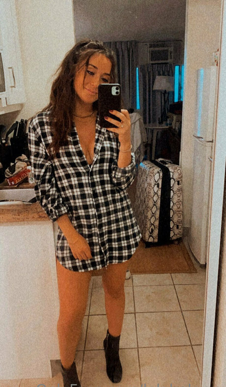 lolahale xo leaked onlyfans