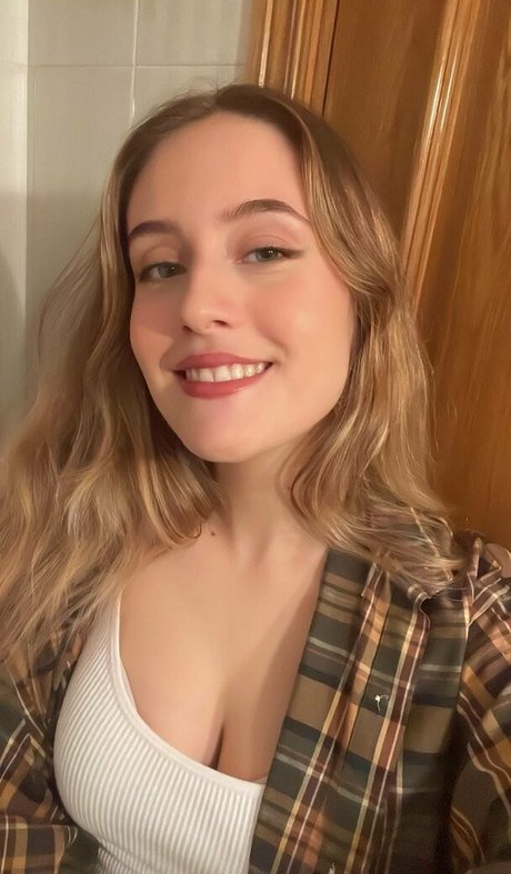 Skeeterre onlyfans free content