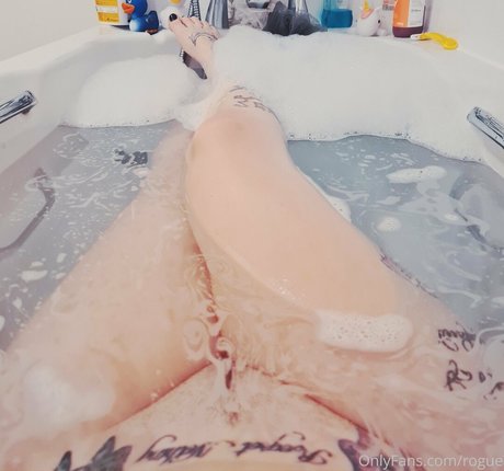 rogue onlyfans leaj